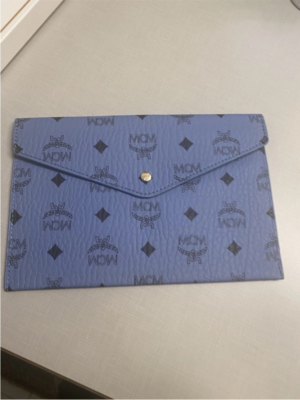 MCM Light Blue Logo Envelope Wallet clutch pouch like new with chain - Picture 4 of 11